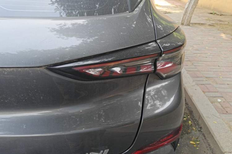 Used CHANGAN UNI-T 2021 1.5T Excellence Model Exterior 3
