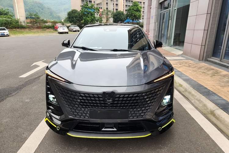 Used CHANGAN UNI-T 2021 1.5T Sport Edition Flagship Version Front