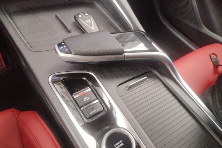 Used CHANGAN UNI-T 2021 1.5T Excellence Model Gear Lever