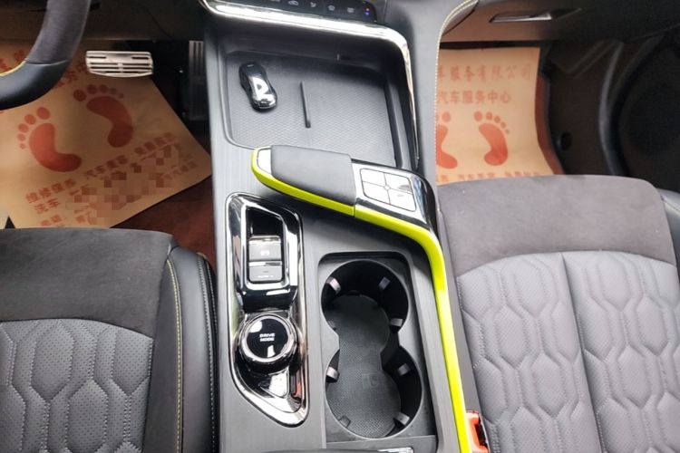 Used CHANGAN UNI-T 2021 1.5T Sport Edition Flagship Version Gear Lever