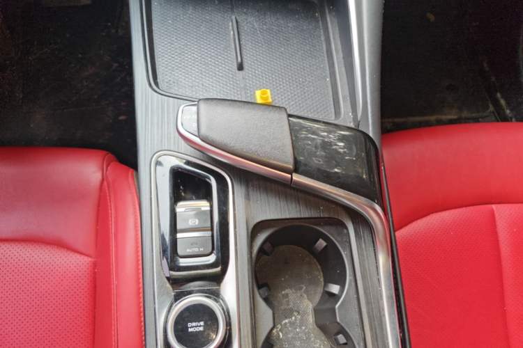 Used CHANGAN UNI-T 2021 1.5T Excellence Model Gear Lever