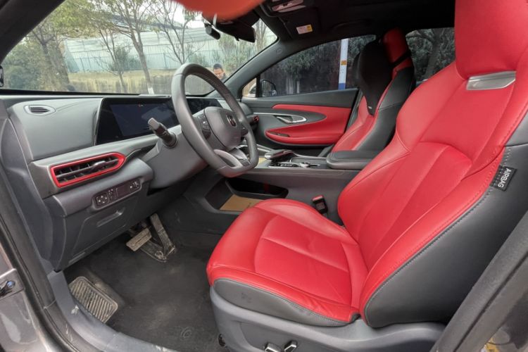 Used CHANGAN UNI-T 2021 1.5T Excellence Model Interior 10