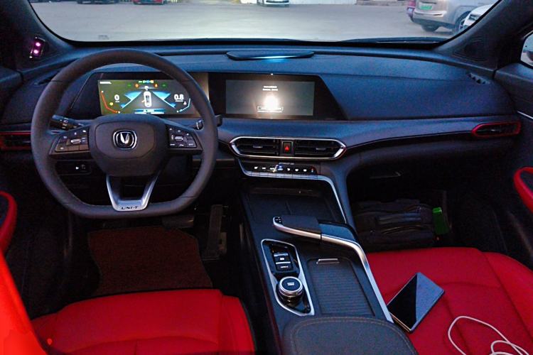 Used CHANGAN UNI-T 2021 1.5T Excellence Model Interior 2