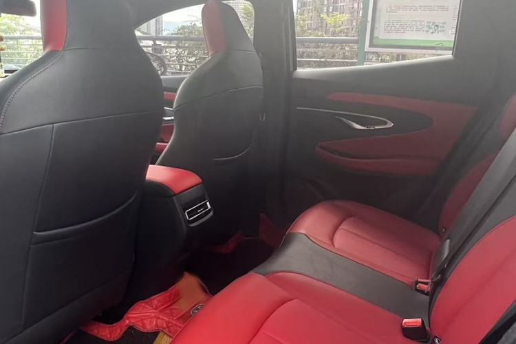 Used CHANGAN UNI-T 2021 1.5T Excellence Model Interior 3
