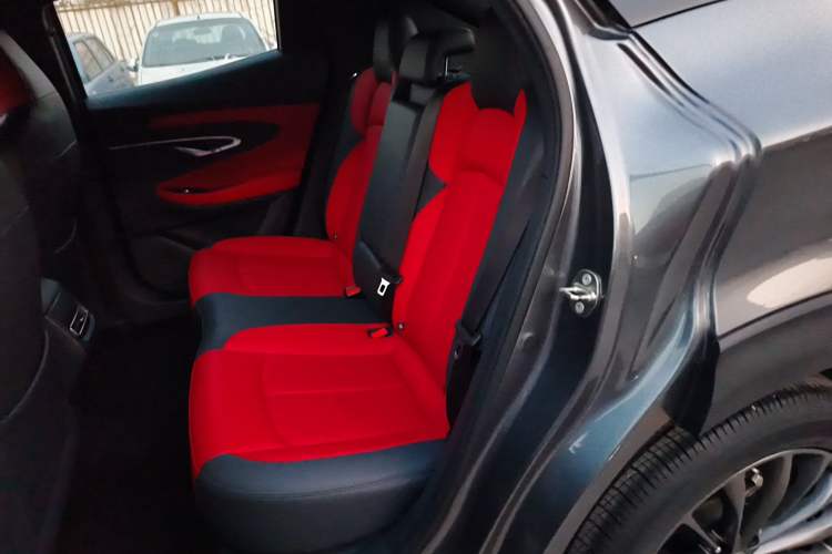 Used CHANGAN UNI-T 2021 1.5T Excellence Model Interior 4