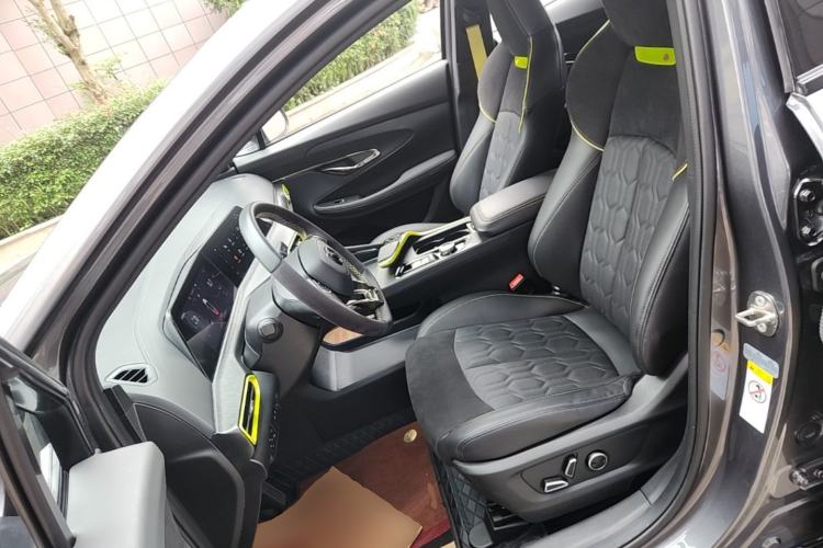 Used CHANGAN UNI-T 2021 1.5T Sport Edition Flagship Version Left Front Seat