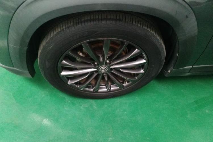 Used CHANGAN UNI-T 2021 1.5T Excellence Model Left Front Wheel Hub