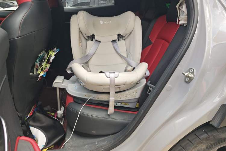 Used CHANGAN UNI-T 2021 1.5T Sport Edition Flagship Version Left Rear Seat
