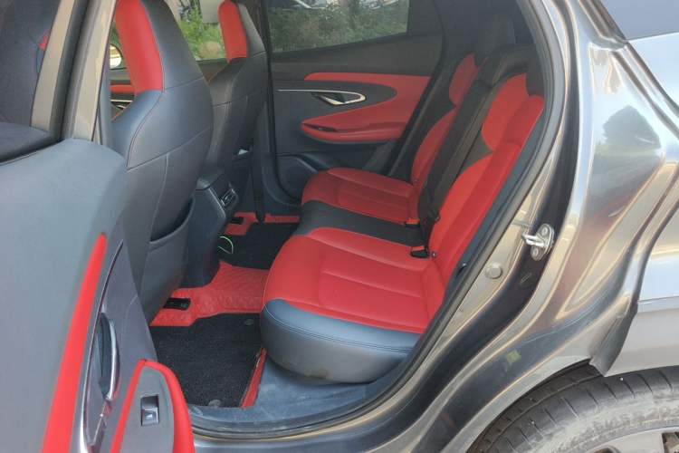 Used CHANGAN UNI-T 2021 1.5T Sport Edition Flagship Version Left Rear Seat