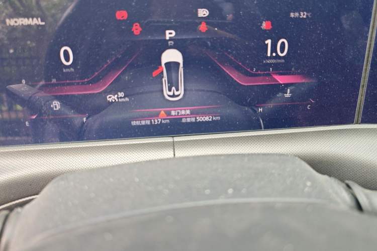 Used CHANGAN UNI-T 2021 1.5T Sport Edition Flagship Version Odometer Close Up