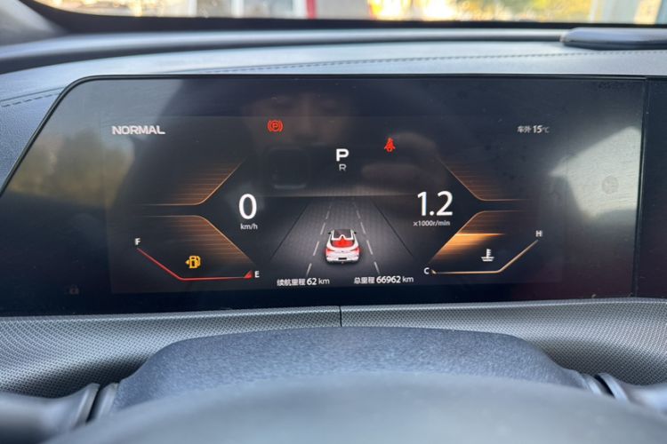 Used CHANGAN UNI-T 2021 1.5T Excellence Model Odometer Close Up