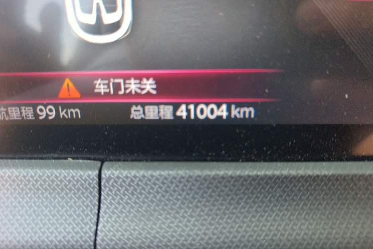 Used CHANGAN UNI-T 2021 1.5T Sport Edition Flagship Version Odometer Close Up