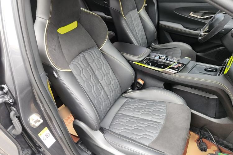 Used CHANGAN UNI-T 2021 1.5T Sport Edition Flagship Version Right Front Seat