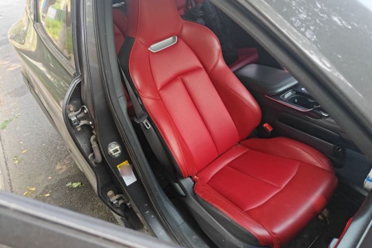 Used CHANGAN UNI-T 2021 1.5T Excellence Model Right Front Seat