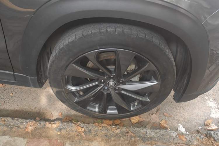 Used CHANGAN UNI-T 2021 1.5T Excellence Model Right Front Wheel Hub