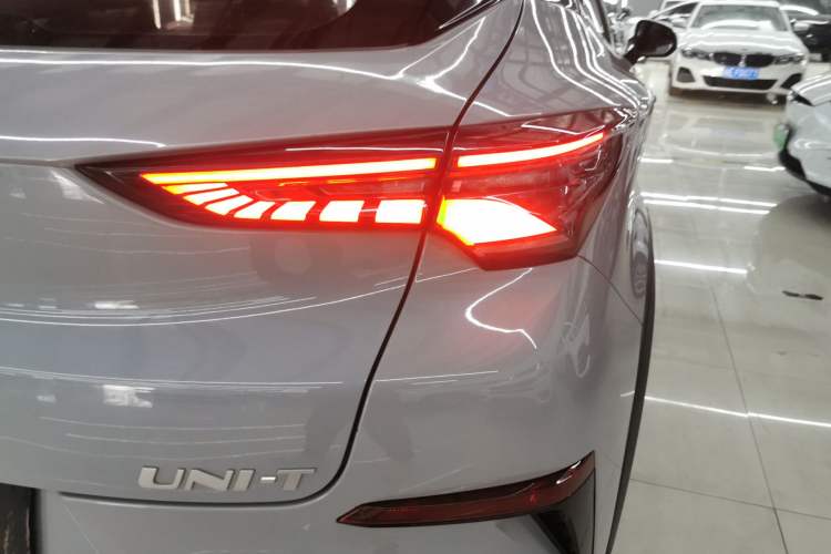 Used CHANGAN UNI-T 2021 1.5T Excellence Model Right Rear Taillight