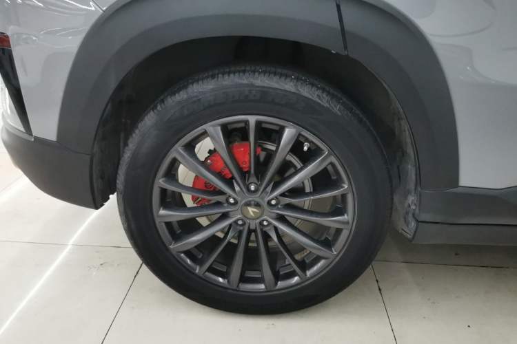 Used CHANGAN UNI-T 2021 1.5T Excellence Model Right Rear Wheel Hub