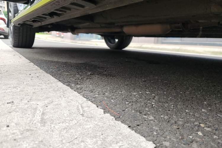 Used CHANGAN UNI-T 2021 1.5T Sport Edition Flagship Version Right Side Sill