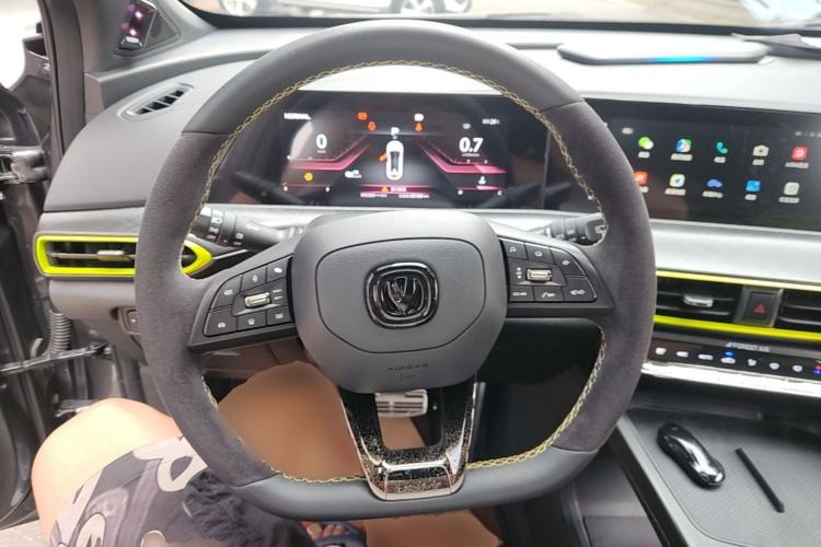 Used CHANGAN UNI-T 2021 1.5T Sport Edition Flagship Version Steering Wheel