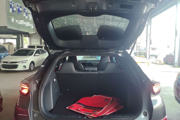 Used CHANGAN UNI-T 2021 1.5T Excellence Model Trunk
