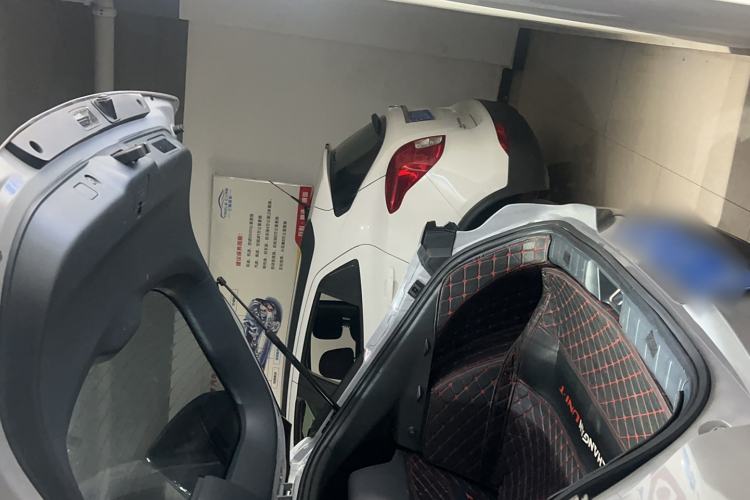 Used CHANGAN UNI-T 2021 1.5T Excellence Model Trunk