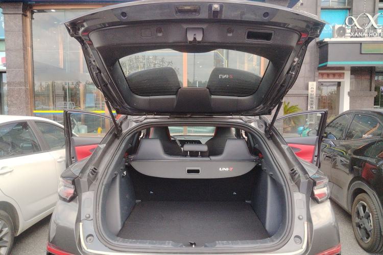 Used CHANGAN UNI-T 2021 1.5T Excellence Model Trunk
