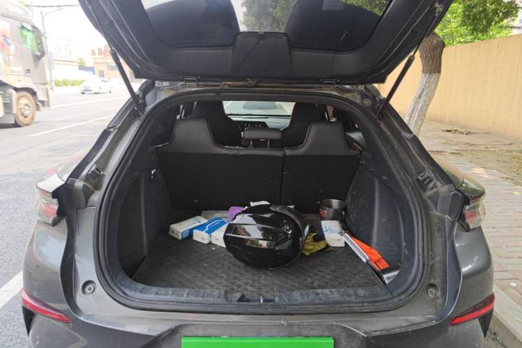 Used CHANGAN UNI-T 2021 1.5T Excellence Model Trunk