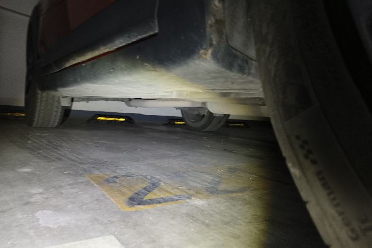 Used CHANGAN UNI-T 2021 1.5T Excellence Model Chassis Front Right