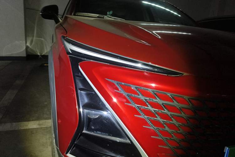 Used CHANGAN UNI-T 2021 1.5T Excellence Model Right Front Headlight