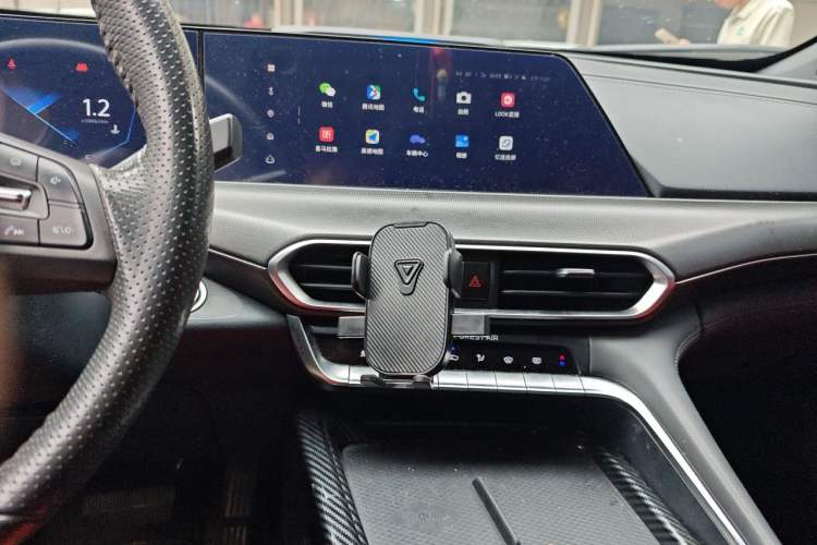 Used CHANGAN UNI-T 2021 1.5T Sport Edition Flagship Version Audio And AC Panel
