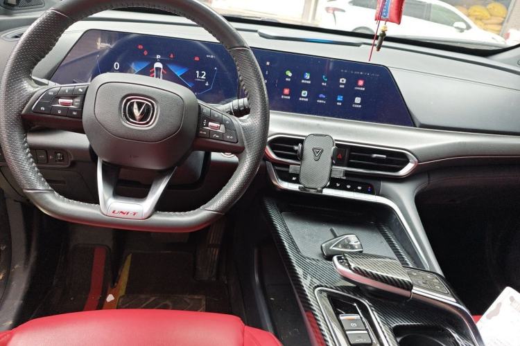 Used CHANGAN UNI-T 2021 1.5T Sport Edition Flagship Version Center Console
