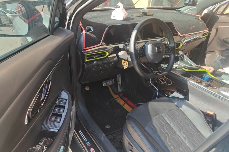 Used CHANGAN UNI-T 2021 1.5T Sport Edition Flagship Version Driver Seat