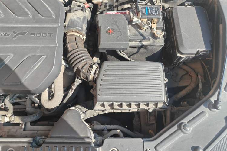Used CHANGAN UNI-T 2021 1.5T Sport Edition Flagship Version Engine Bay Left
