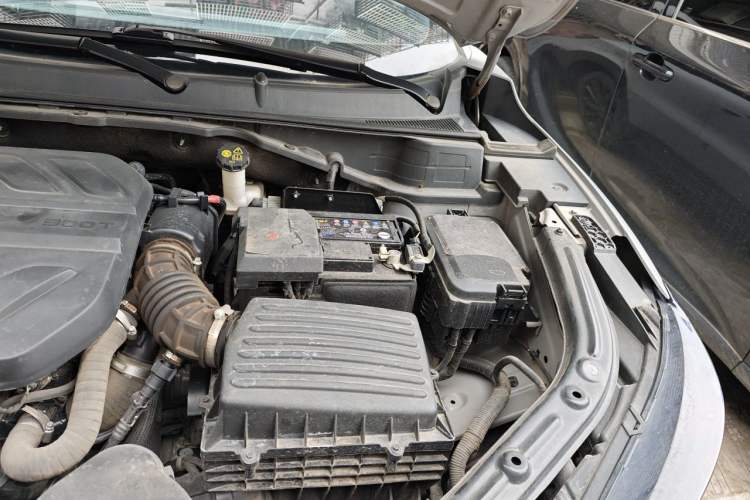 Used CHANGAN UNI-T 2021 1.5T Sport Edition Flagship Version Engine Bay Left