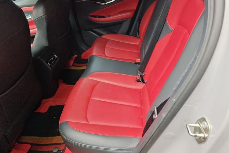 Used CHANGAN UNI-T 2021 1.5T Sport Edition Flagship Version Left Rear Seat