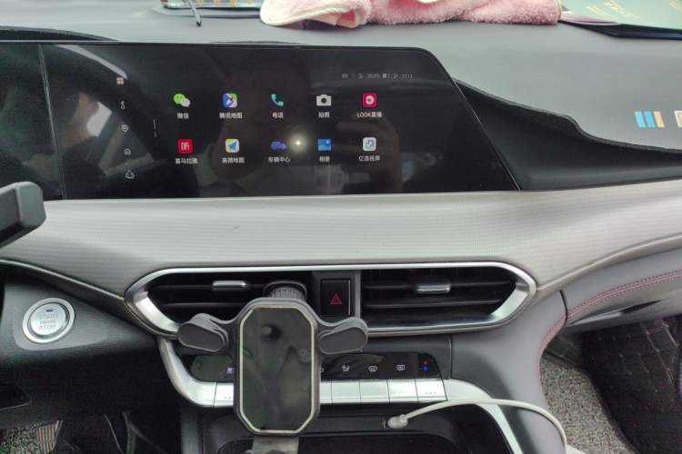 Used CHANGAN UNI-T 2021 1.5T Excellence Model Audio And AC Panel