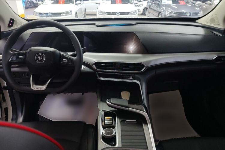 Used CHANGAN UNI-T 2021 1.5T Excellence Model Center Console