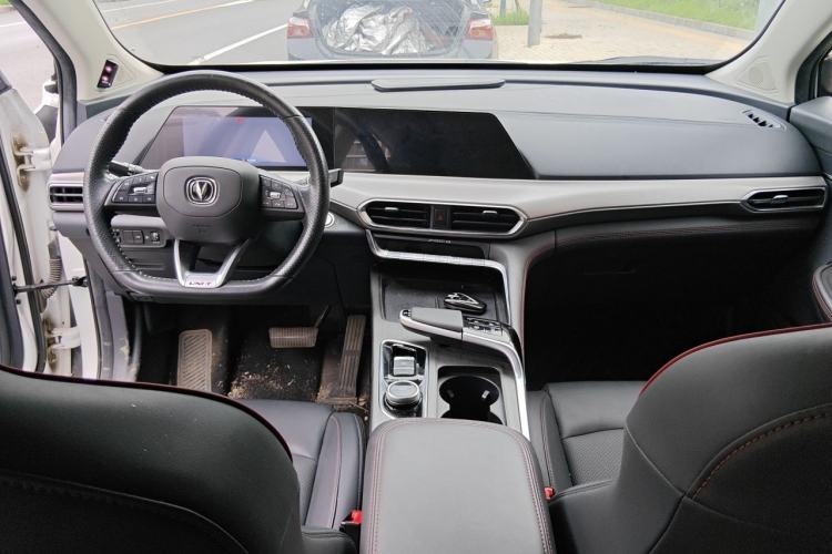 Used CHANGAN UNI-T 2021 1.5T Sport Edition Flagship Version Center Console