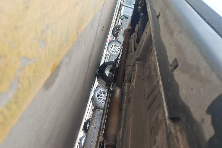 Used CHANGAN UNI-T 2021 1.5T Excellence Model Chassis Front Right