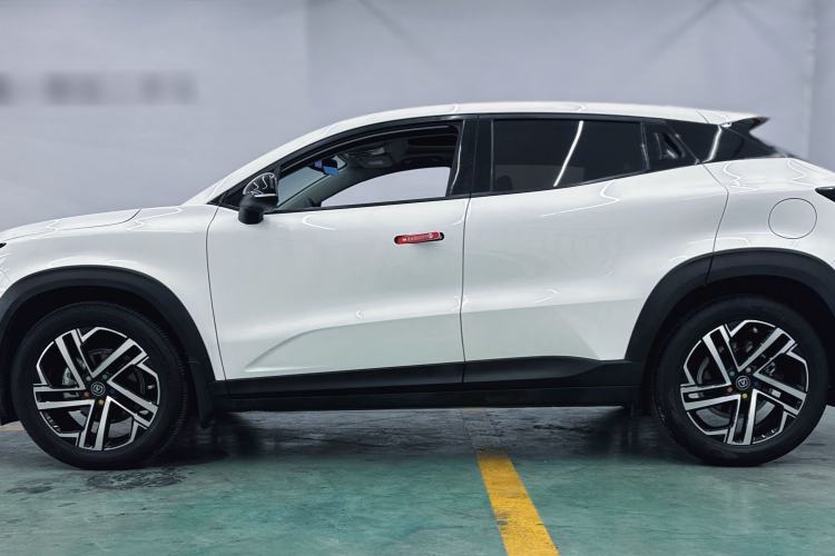 Used CHANGAN UNI-T 2021 1.5T Excellence Model Exterior 3