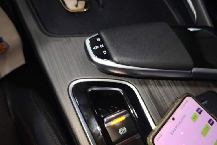 Used CHANGAN UNI-T 2021 1.5T Excellence Model Gear Lever