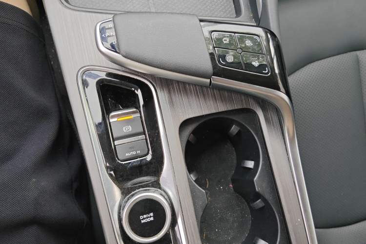 Used CHANGAN UNI-T 2021 1.5T Sport Edition Flagship Version Gear Lever