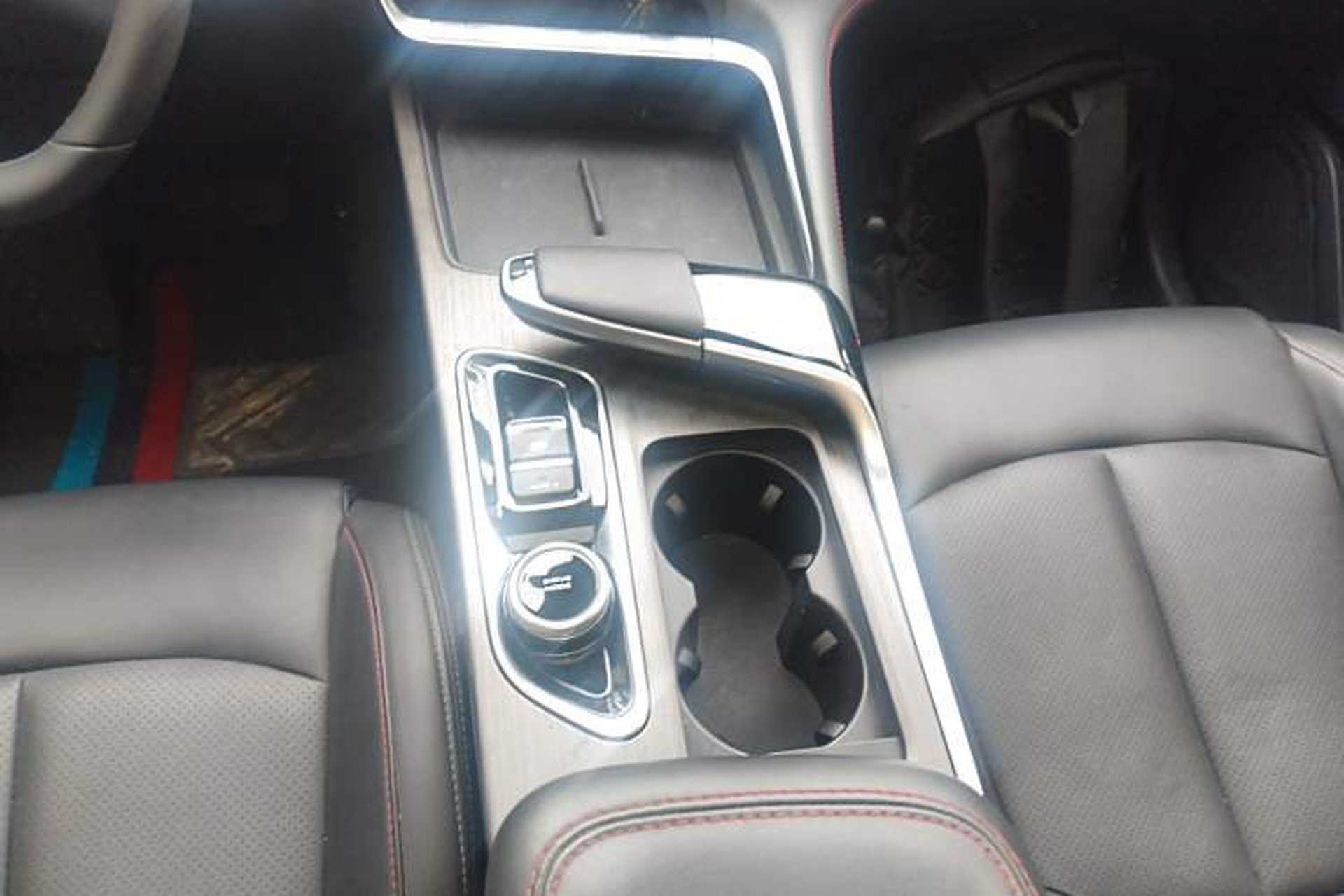 Used CHANGAN UNI-T 2021 1.5T Excellence Model Gear Lever