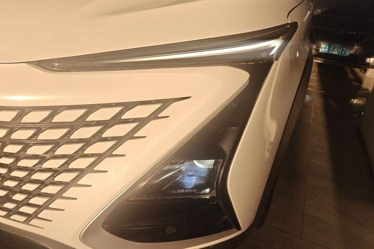 Used CHANGAN UNI-T 2021 1.5T Excellence Model Left Front Headlight