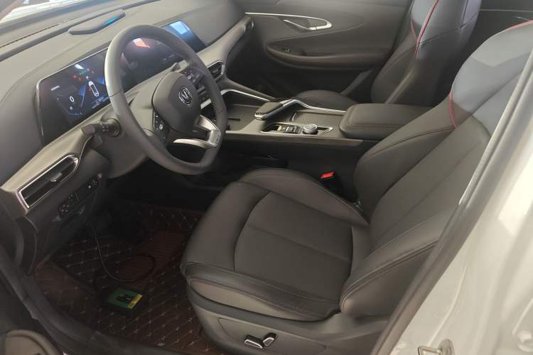 Used CHANGAN UNI-T 2021 1.5T Excellence Model Left Front Seat
