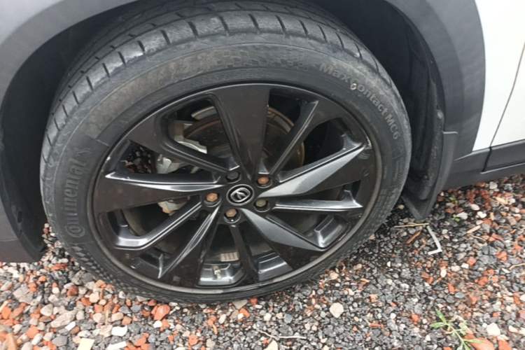 Used CHANGAN UNI-T 2021 1.5T Excellence Model Left Front Wheel Hub