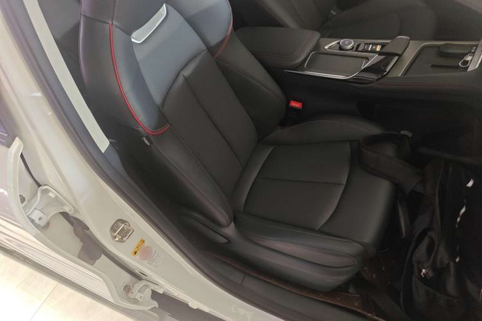Used CHANGAN UNI-T 2021 1.5T Excellence Model Right Front Seat