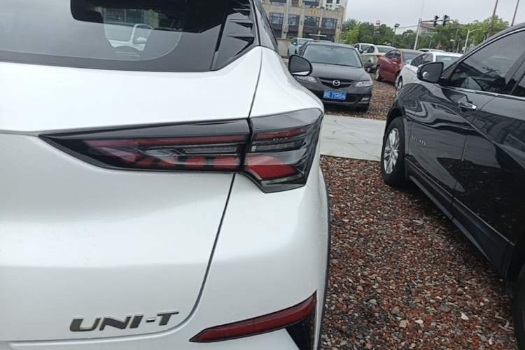 Used CHANGAN UNI-T 2021 1.5T Excellence Model Right Rear Taillight