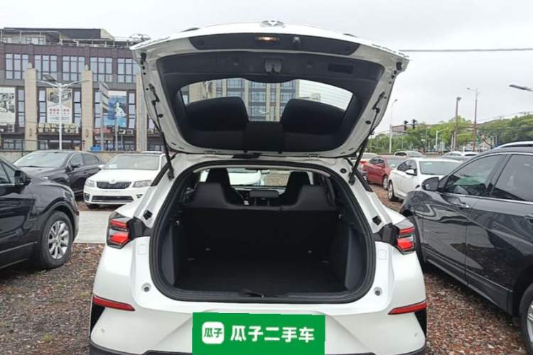 Used CHANGAN UNI-T 2021 1.5T Excellence Model Trunk