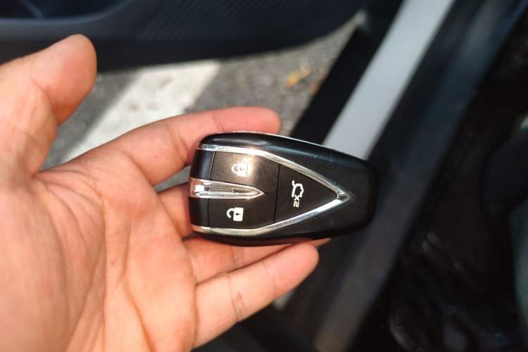 Used CHANGAN UNI-T 2021 1.5T Sport Edition Flagship Version Vehicle Key